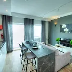 Luxury Penthouse With Sun Terrace & Jacuzzi Rjor1-1 Appartamento