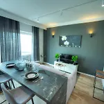 Luxury Penthouse With Sun Terrace & Jacuzzi Rjor1-1 Appartamento Gzira